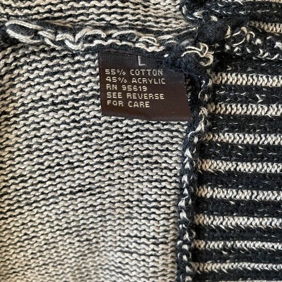 Fever Three Quarter Sleeve Sweater Too Size L EUC - Picture 8 of 8